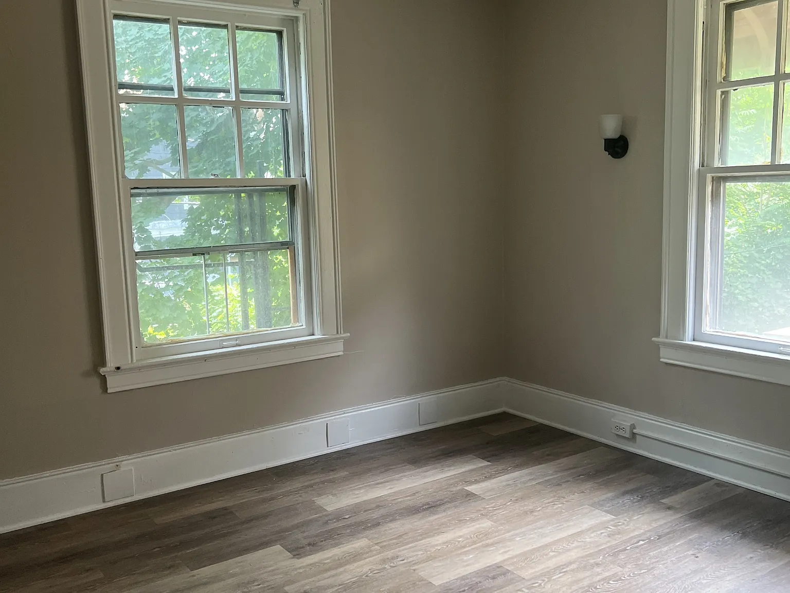 18 Wellington Ave - 3 — Photo 4