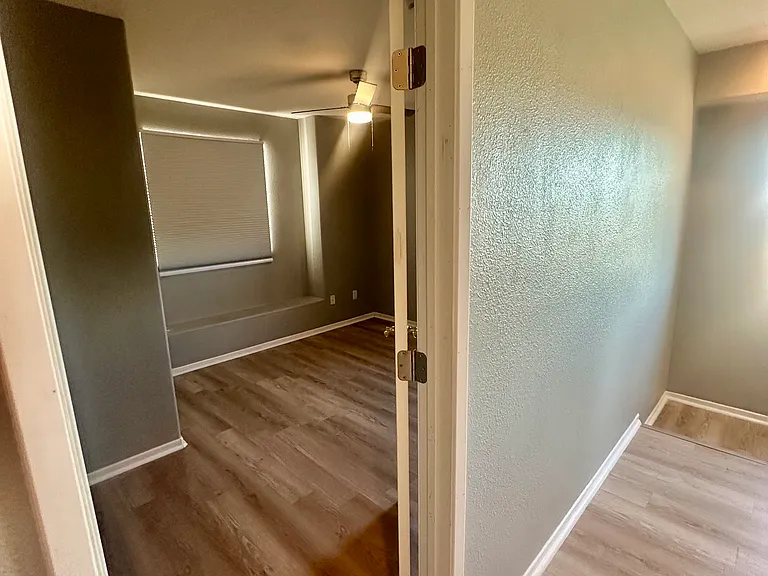 Gardenvail Dr — Photo 16