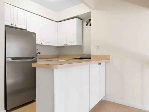 210 East 22nd Street image 1 of 10