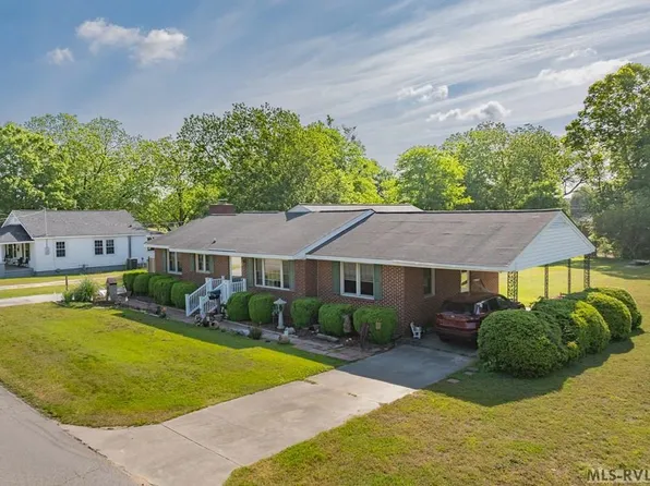 214 Summitt Ave, Roanoke Rapids, NC 27870