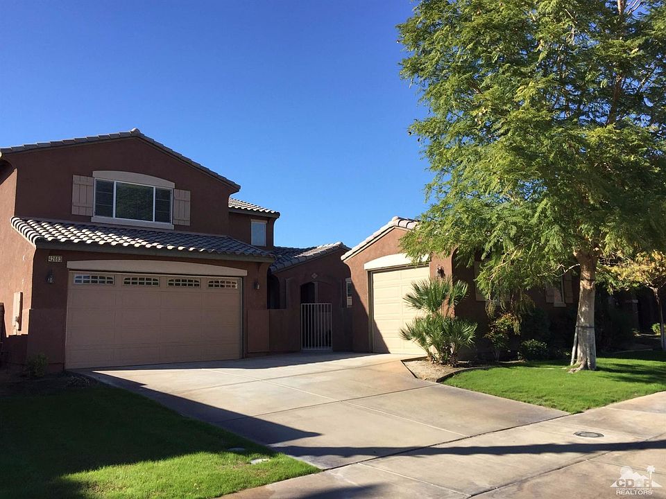 1st image of 42883 Del Lago Ct