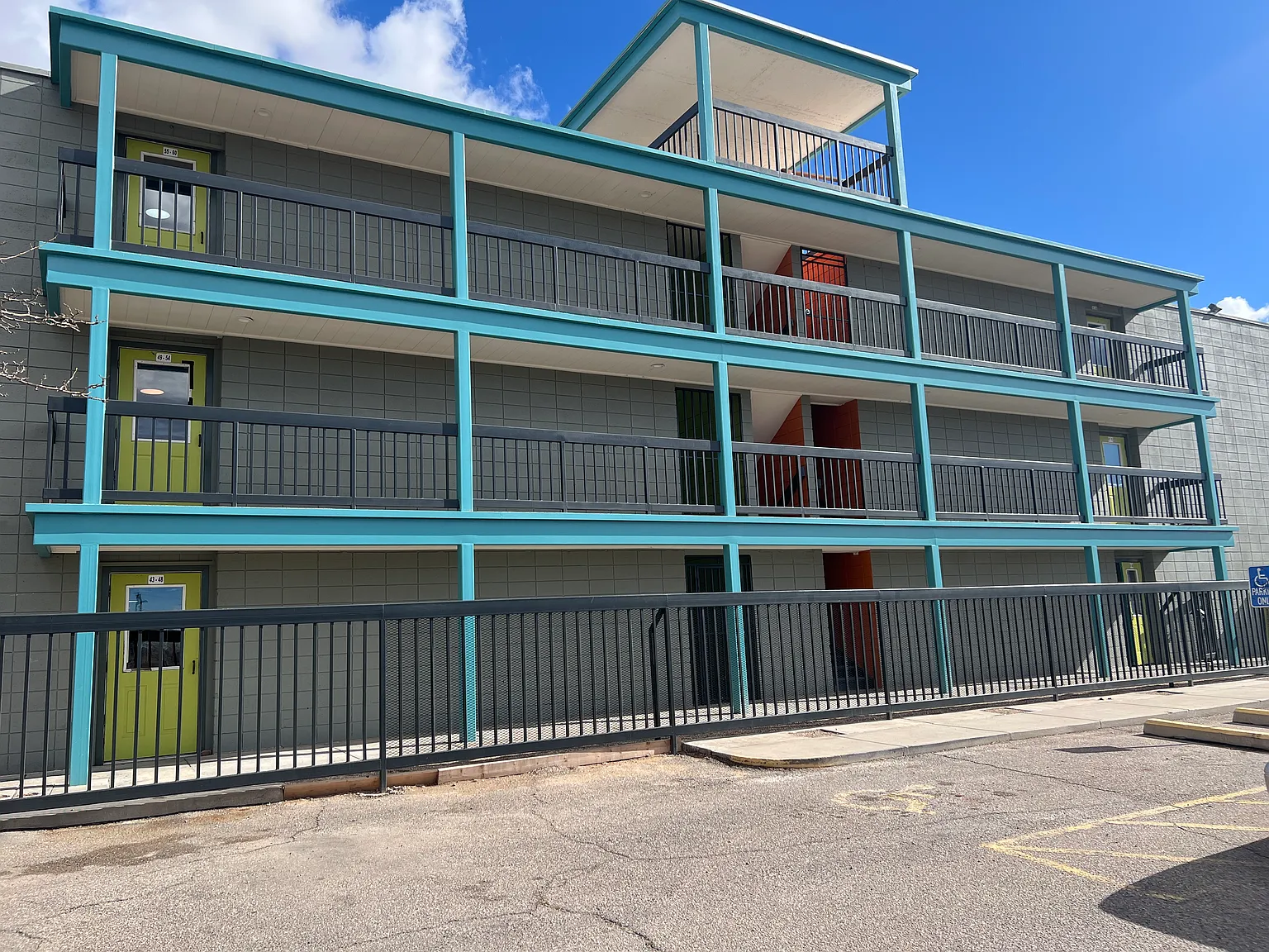 Remodeled, Top End UNM Area Studio Apts. in Great Community — Photo 1