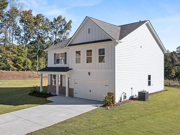 2nd image of 388 Thompson Ridge Ln