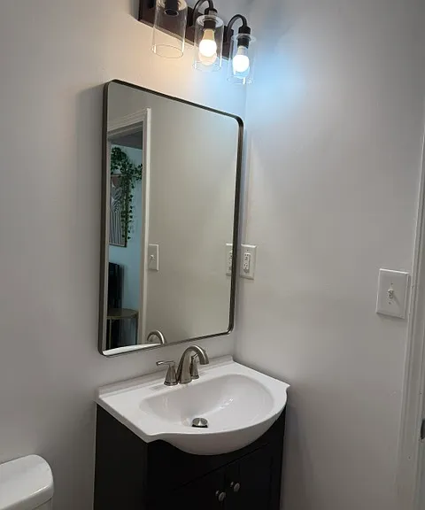 410 Brewer Ave — Photo 18