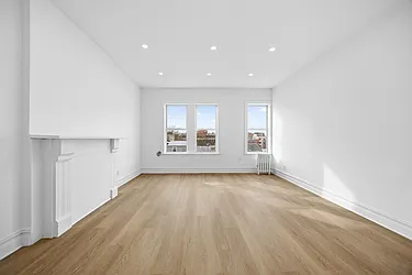 207 18th Street, #7R