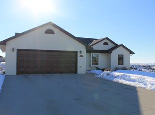 2007 Lancaster Pl, Pierre, SD 57501