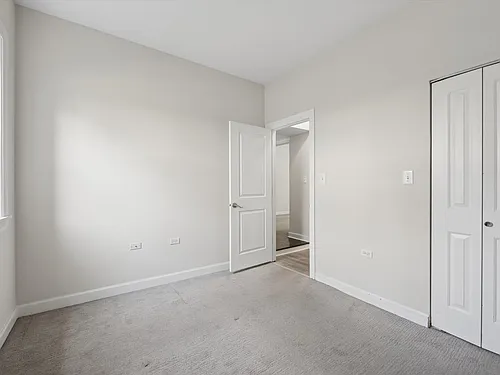 3042 W Diversey Ave #G Photo 1 3042 W Diversey Ave #G Photo 1