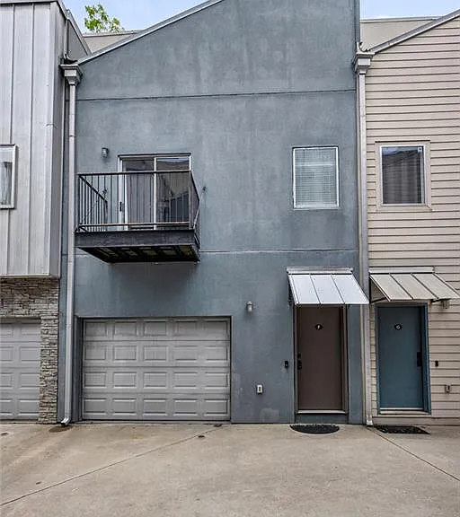 110 Moreland Ave SE #F — Photo 1