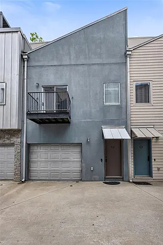 110 Moreland Ave SE #F Photo 1