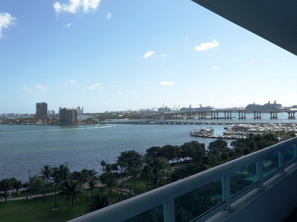 1st image of 1800 N Bayshore Dr APT 1214