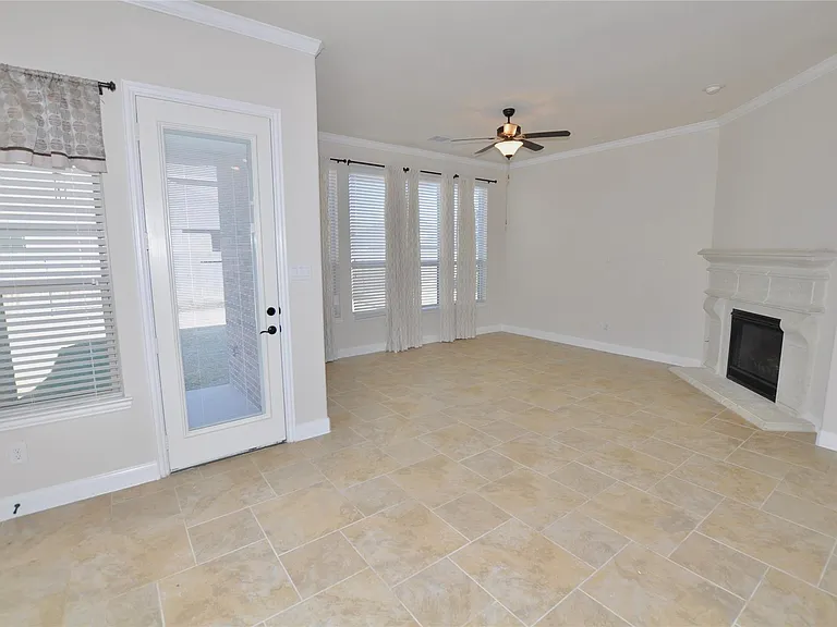 13315 Maywater Crest Ct — Photo 5