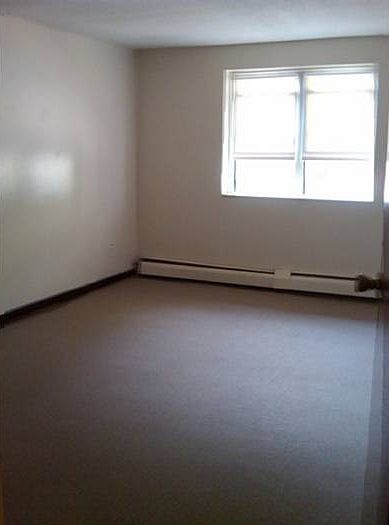 model unit bedroom