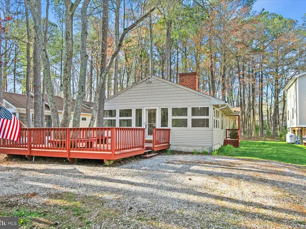 424 Collins St, Bethany Beach, DE 19930