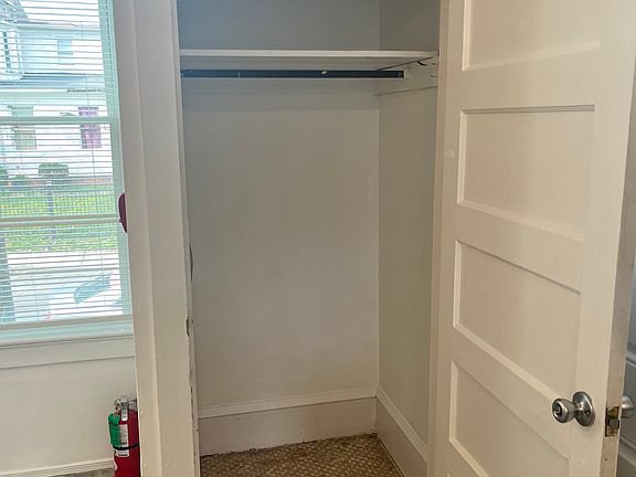 3rd image of 4943 Penn St #1A