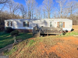 1177 Twin River Orchard Rd, Demorest, GA 30535