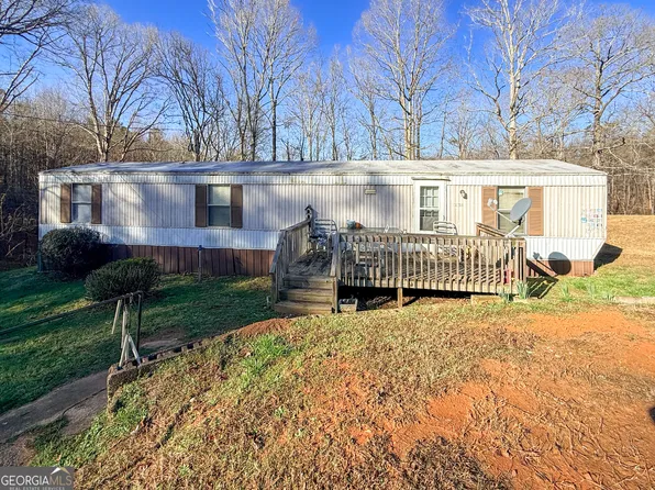1177 Twin River Orchard Rd, Demorest, GA 30535