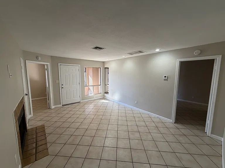 4820 N 89th Ave #42 — Photo 11