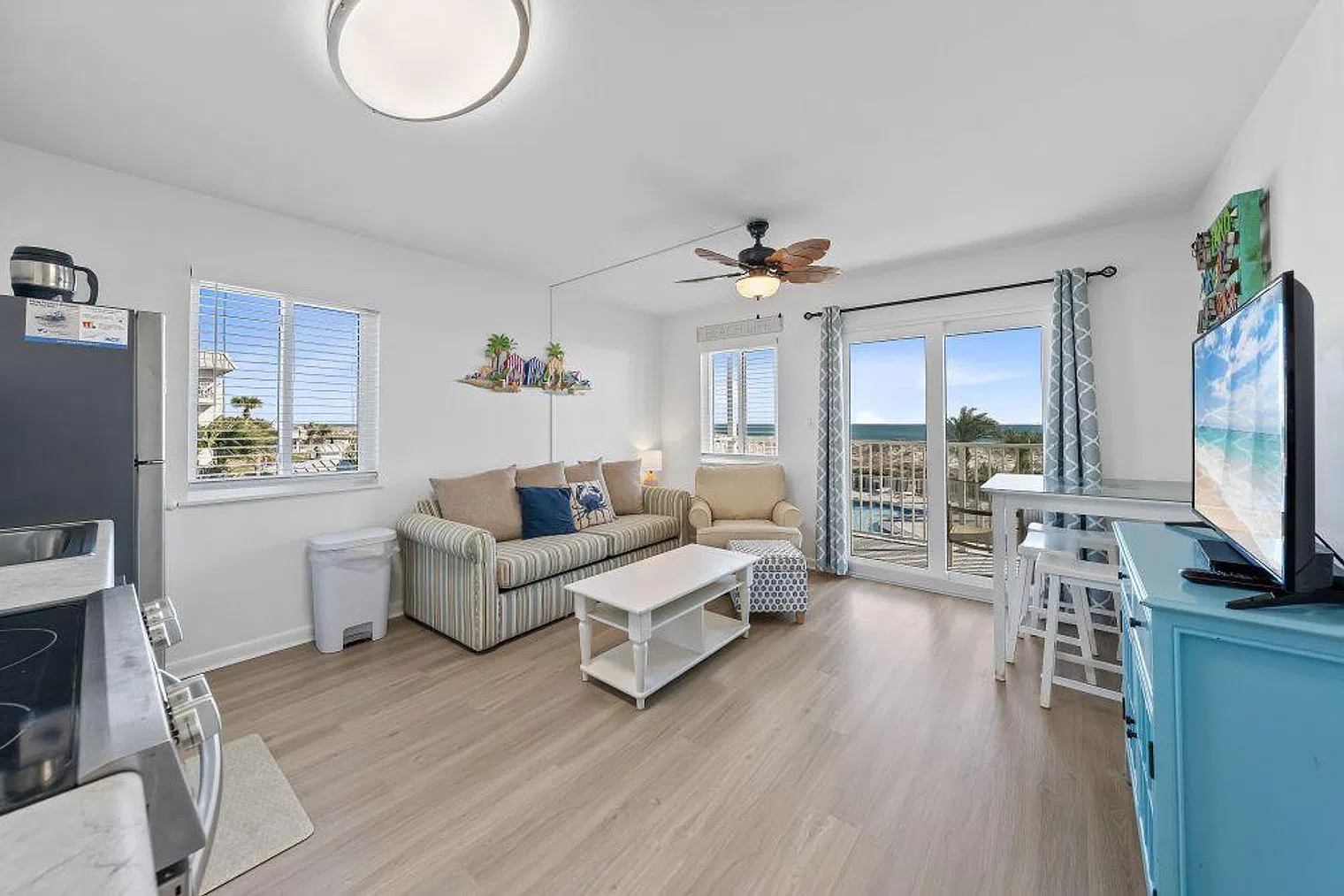 1 bed, 1.0 bath, 495 sqft, $3,859 — Photo 1