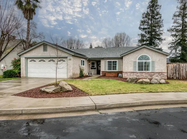 288 W Magill Ave, Clovis, CA 93612