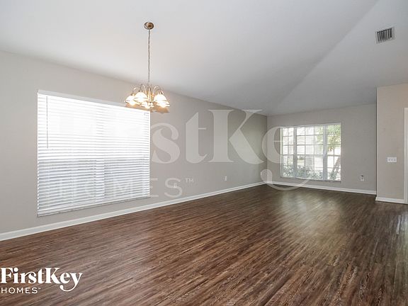5th image of 10214 Hunters Haven Blvd