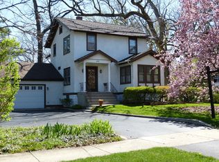 1433 Maple Ave, Downers Grove, IL 60515