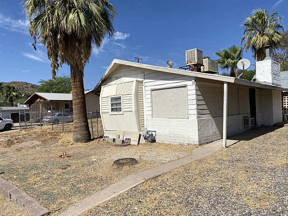 2nd image of 1538 E Sierra St