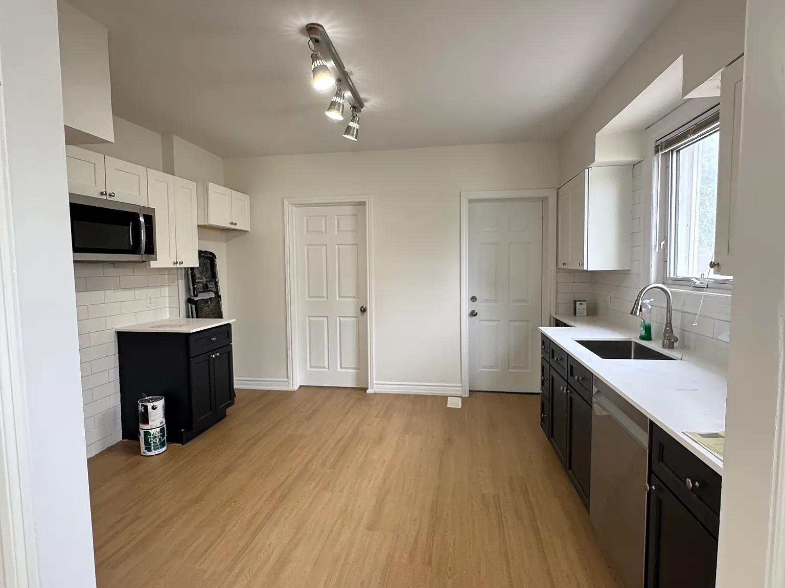 2 bed, $1,500 — Photo 2