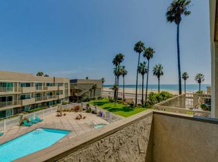 292 E Surfside Dr, Port Hueneme, CA 93041