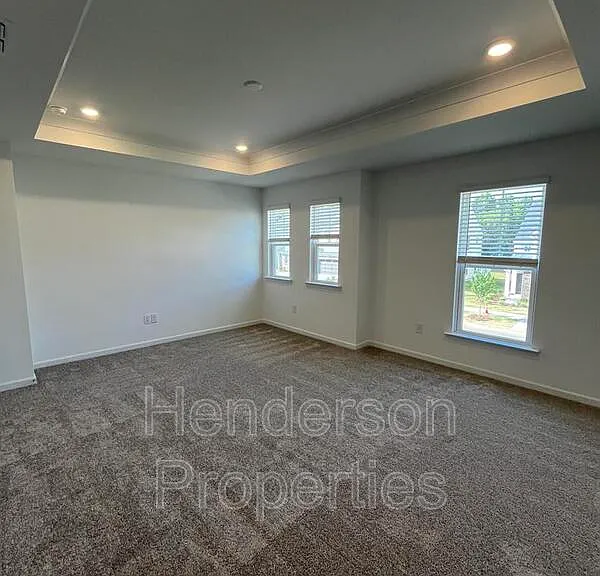 2100 Cobble Ct — Photo 11