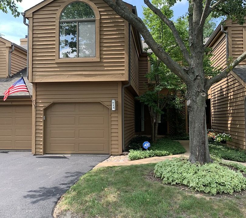 1st image of 946 Shoreline Rd #905
