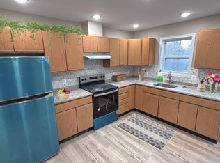 65 Ivy Ct, Groton, CT 06340