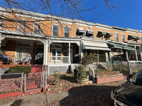 2712 Baker St, Baltimore, MD 21216