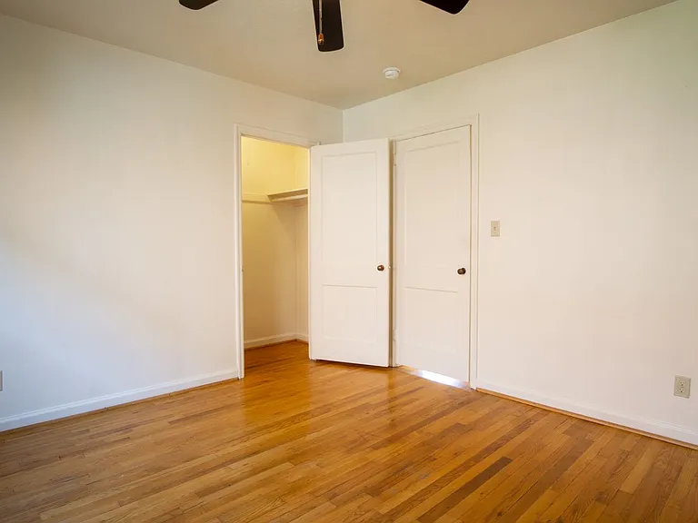 2500 NE Couch St #3 — Photo 10