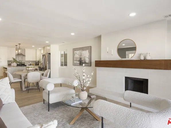 1747 Wollacott St, Redondo Beach, CA 90278