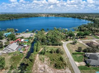 202 S Huckleberry Lake Dr, Sebring, FL 33875