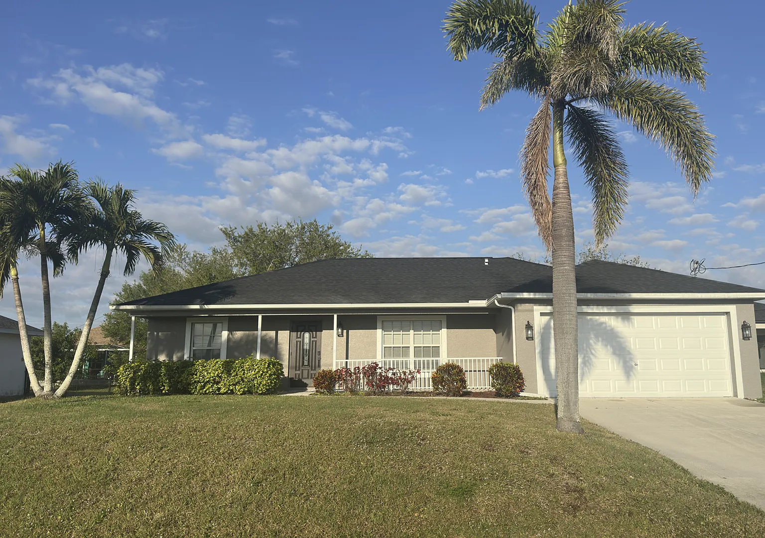 Short Term Rental- Seasonal - NE Cape Coral HOME — Photo 1