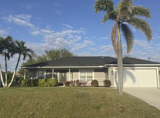 128 NW 25th Pl, Cape Coral, FL 33993