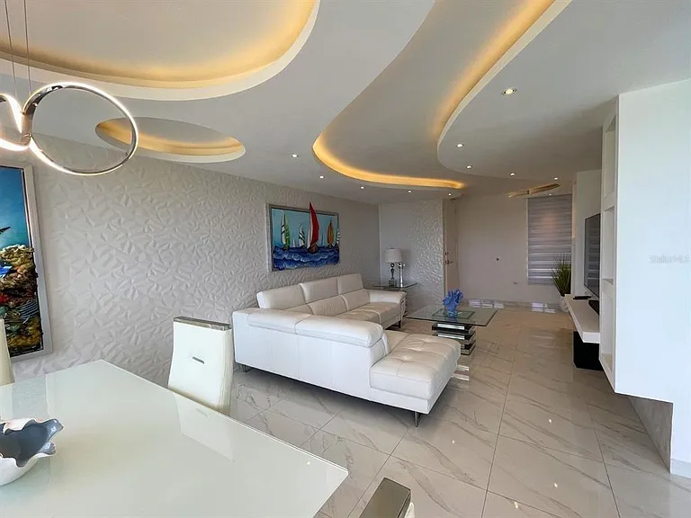 DN-301 Ocean Club At Seven Seas — Photo 5