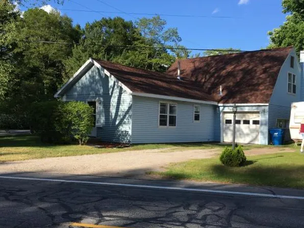 5230 Lake Harbor Rd, Muskegon, MI 49441