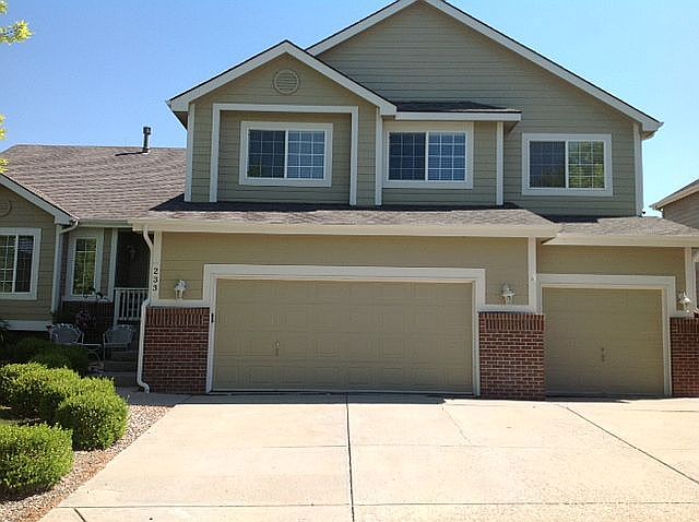 2nd image of 233 Triangle Dr