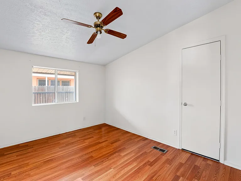 13507 W Stella Ln — Photo 21