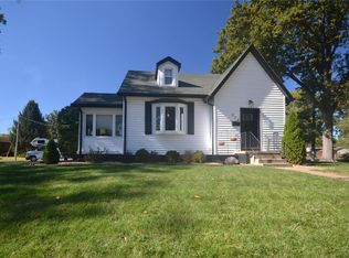 205 N 6th St, Mascoutah, IL