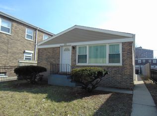 323 W Root St, Chicago, IL 60609