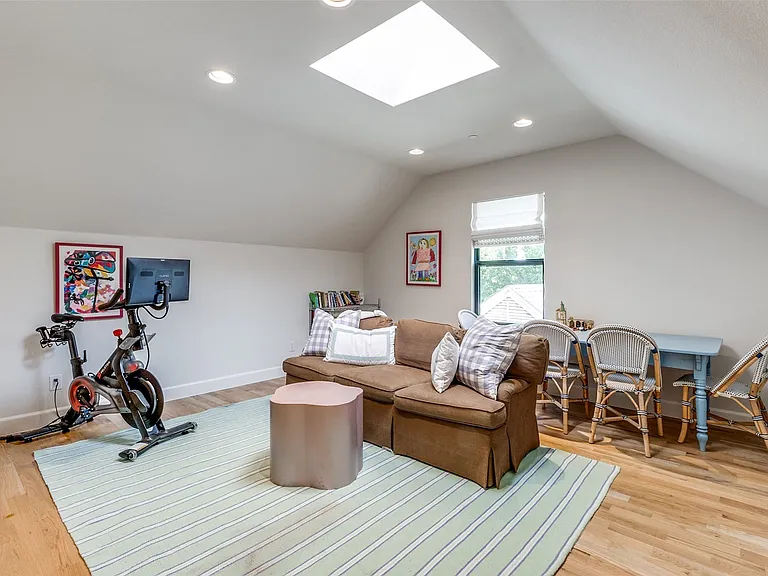4417 Glenwick Ln — Photo 23