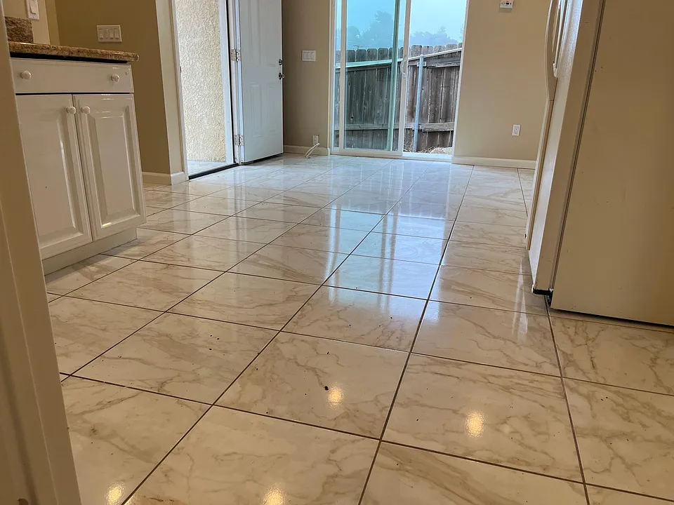 4932 Campanile Dr