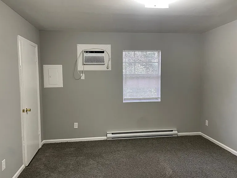 235 E Dameron Ave #X — Photo 7