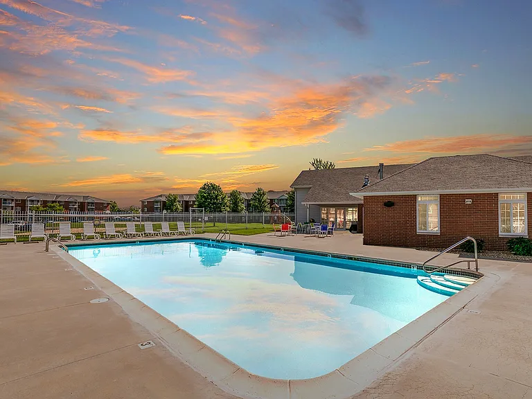 Lexington Ridge Apartments — Photo 4