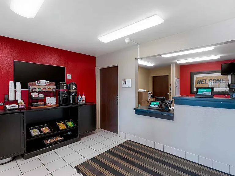 Lobby and Guest Check-in