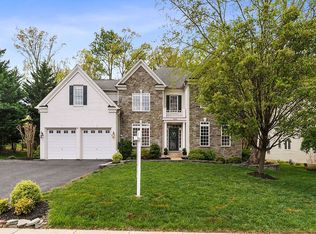 15500 Marsh Overlook Dr, Woodbridge, VA 22191