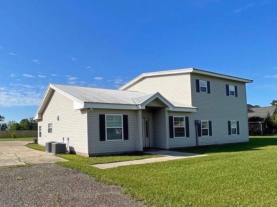1st image of 1037 Alexander Circle Cir